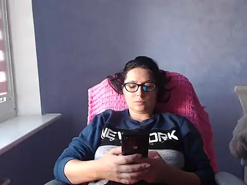 LuckyLisa23 webcam
