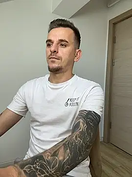 Huge_cock22cm avatar