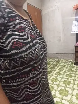 Indian_Hot_Babhi