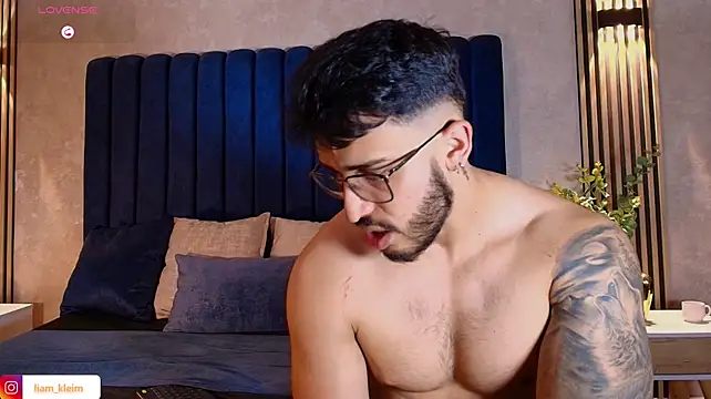 Liam_Kleiin live cam preview