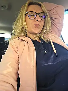 kaylinjan (F milf) - Step By Step Make Me Wet
