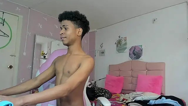 Santy_bigcock_01