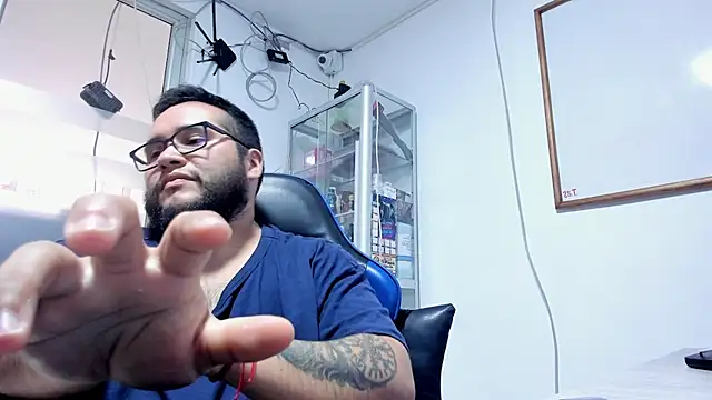 VINCEDMAGLIOO live sex cam