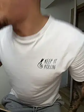 huge_cock22cm (Ask my age) - Let