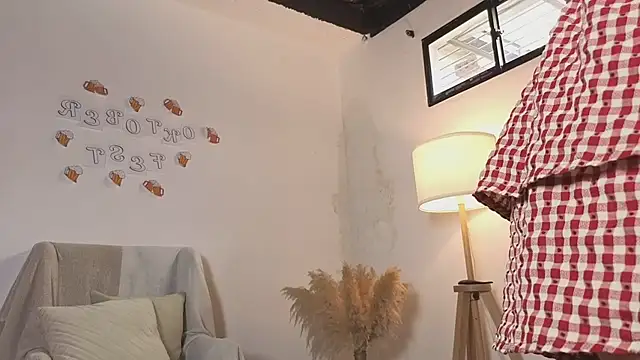 Emmaaa777 webcam