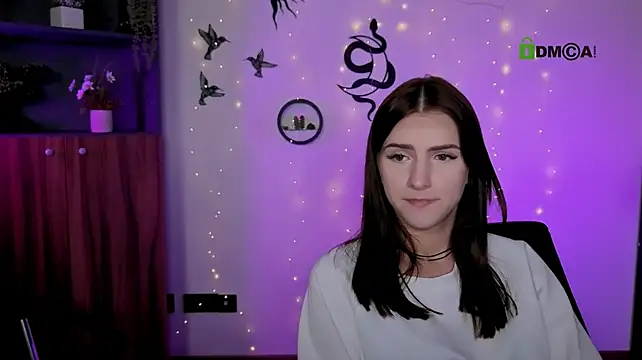 lisa_dark_