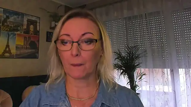 vanessa_chat