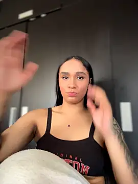 Isabella-Teen