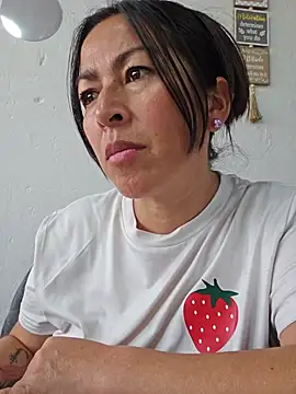 JustSamantha_ live cam on StripChat