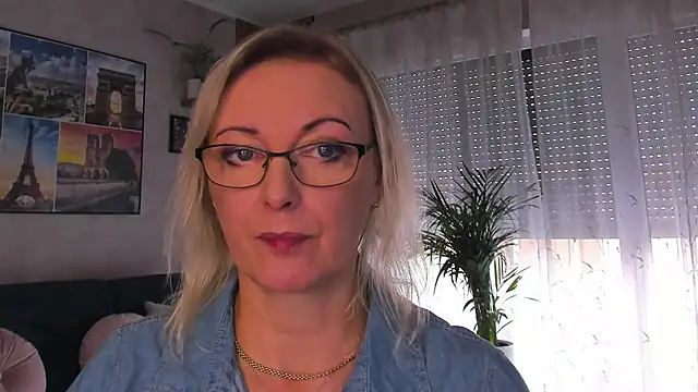 vanessa_chat