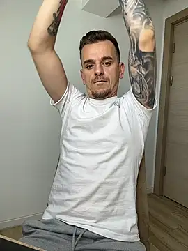 Huge_cock22cm avatar