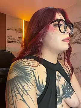 red_bunny_v (F teen) - SHOW WET PUSSY