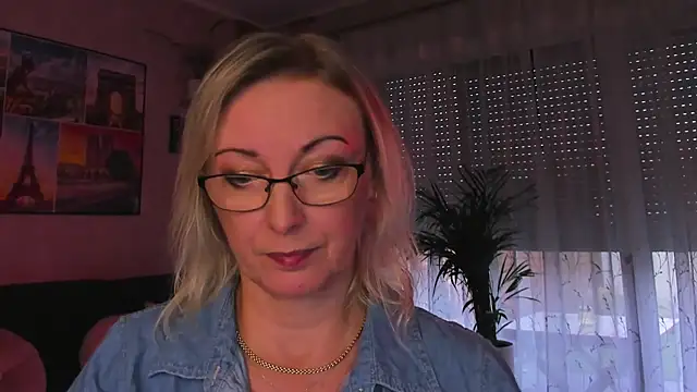 vanessa_chat
