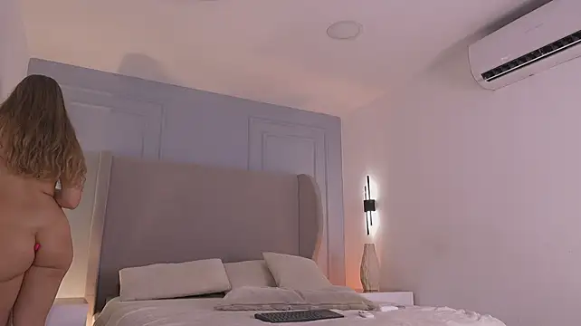 chloe_d