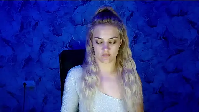 nika_gold1