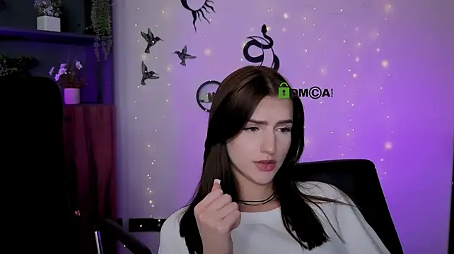 lisa_dark_