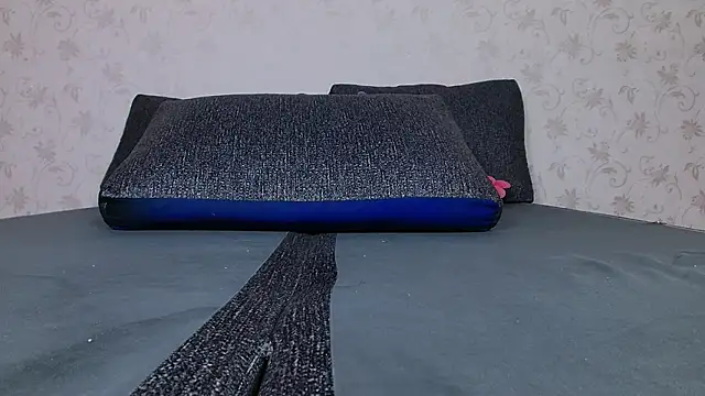 miay_here_
