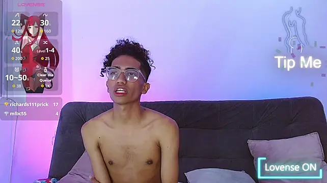 triiangel_latinboy