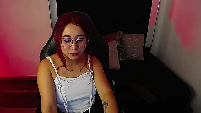 Lyrarose__