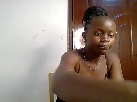 PreggoBeauty webcam