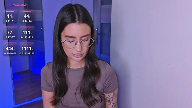 Velina83