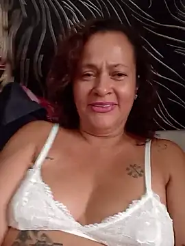 Lilibhet live cam on StripChat