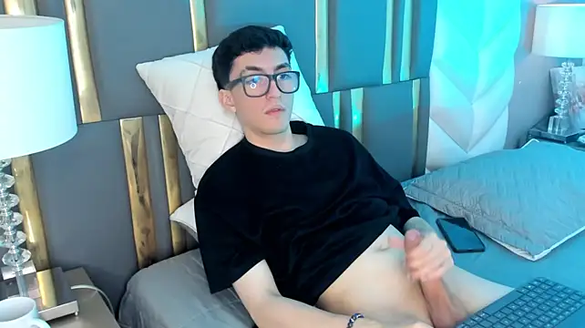 GaelDuke live sex cam