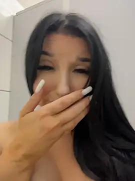 Tisha_Busty