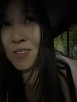 Doreennn live cam on StripChat