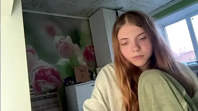KerriHatten webcam