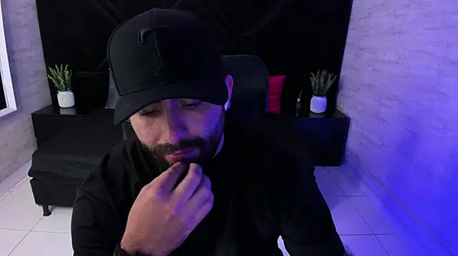 jhon_bear03 live cam on StripChat