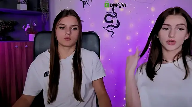 lisa_dark_