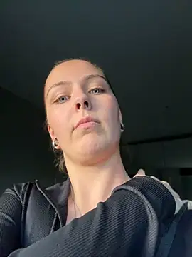 MaryPeach666 webcam