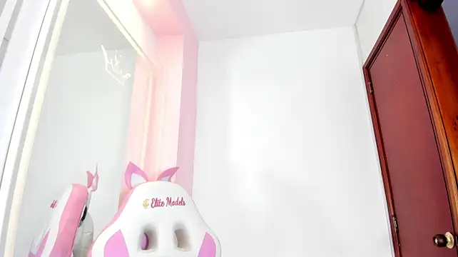 mazedivinne webcam