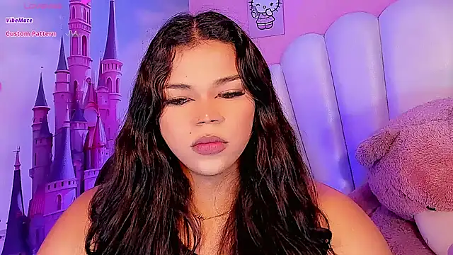 Keira_Fox31