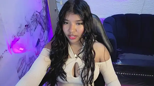 Stephanny26_v_