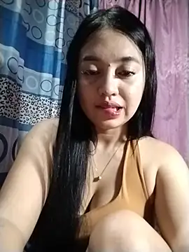 xxseducemaexx (F young) - NAKED PLAY PUSSY  5MINS