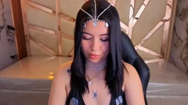 Kylia_a live cam on StripChat