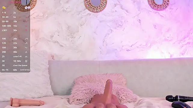Nicollee_Brown_ live cam preview