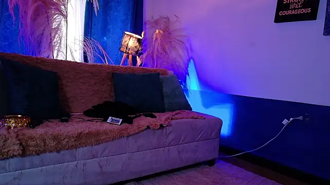 Natasha_knoxx