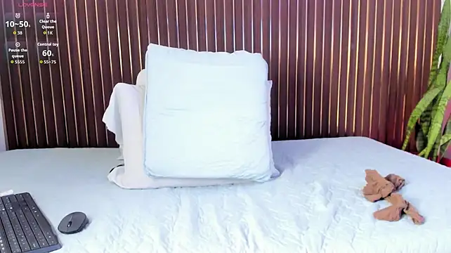 mia_pineda