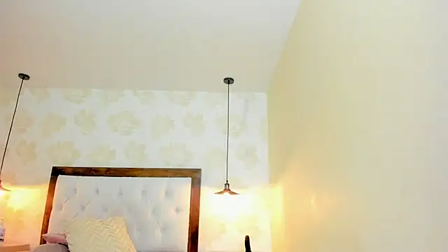 MIA_JONS2