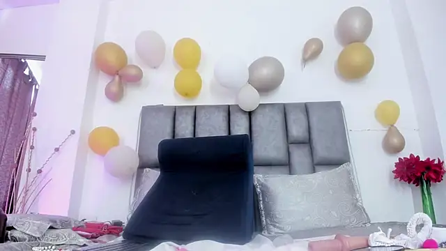 sarahhernandez's live room