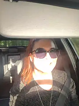 misssubmission (F milf) - Shake Ass 1 min