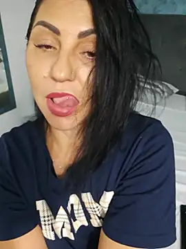 ohhhlauraxx (F milf) - Doggy style oil ass