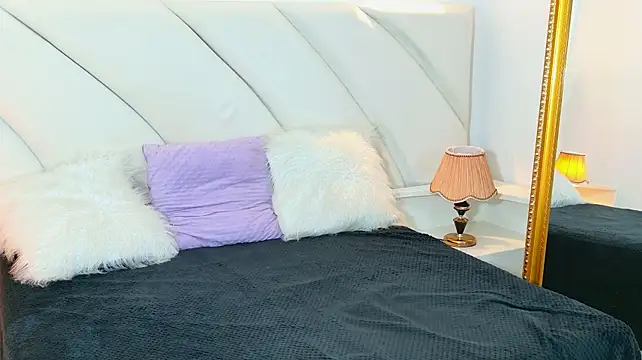 LiaSterling_ webcam