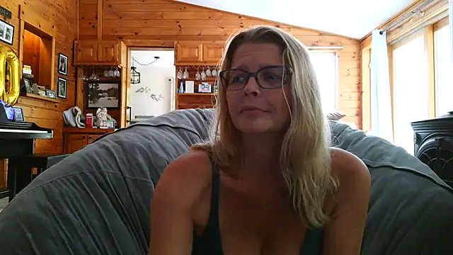 Stickywethoney webcam