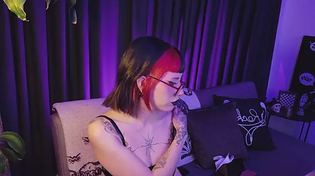 amimodee live cam preview