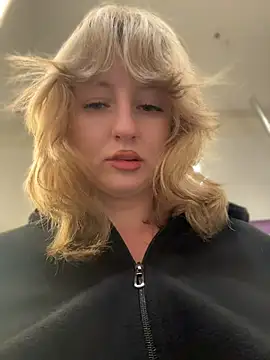 RonnieKiss webcam