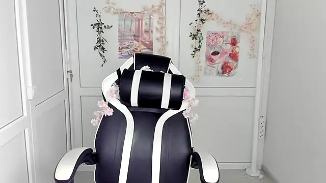 OliviaKateee webcam